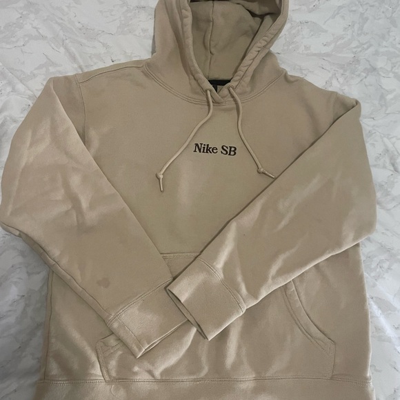 Beige Nike Hoodie Med. - Picture 2 of 4